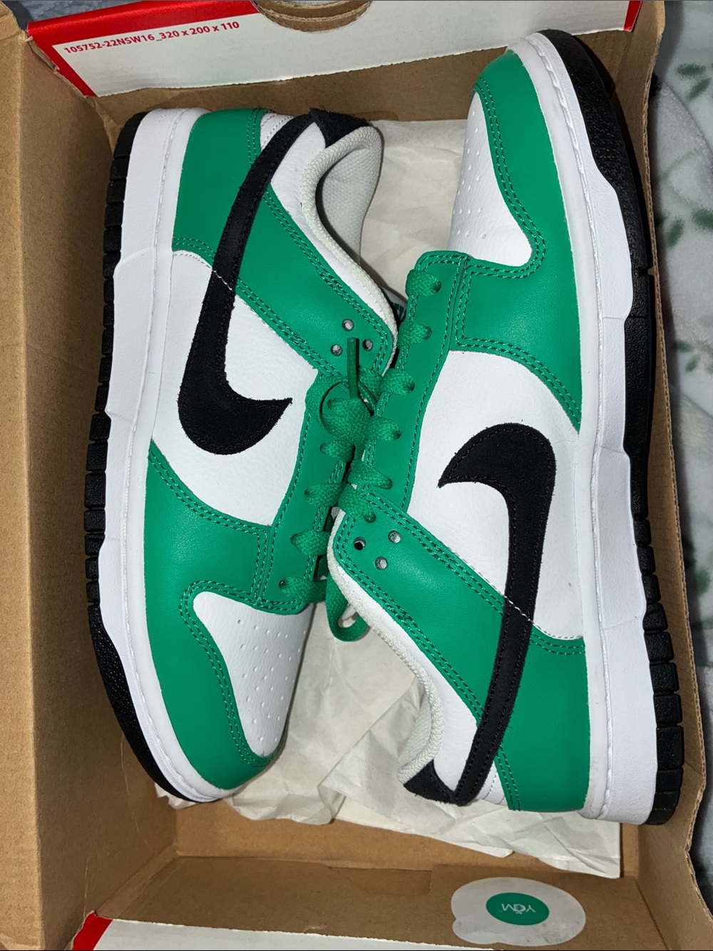 Nike Green, White & Black Low-Top Sneakers